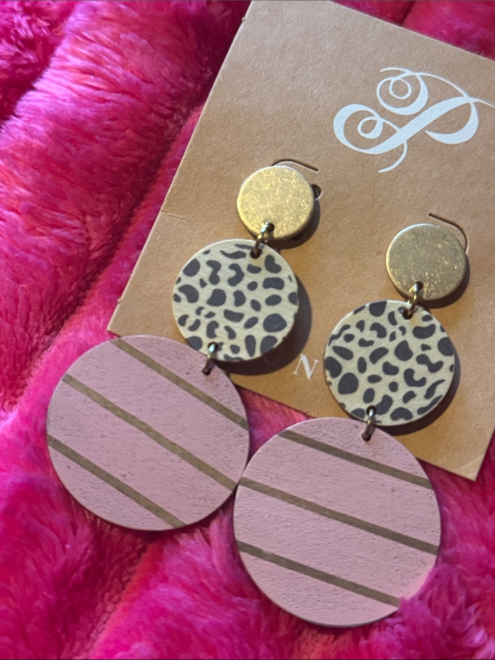 Plunder Pink and Gold Leopard-Accent Dangle Earrings - Picture 3 of 6